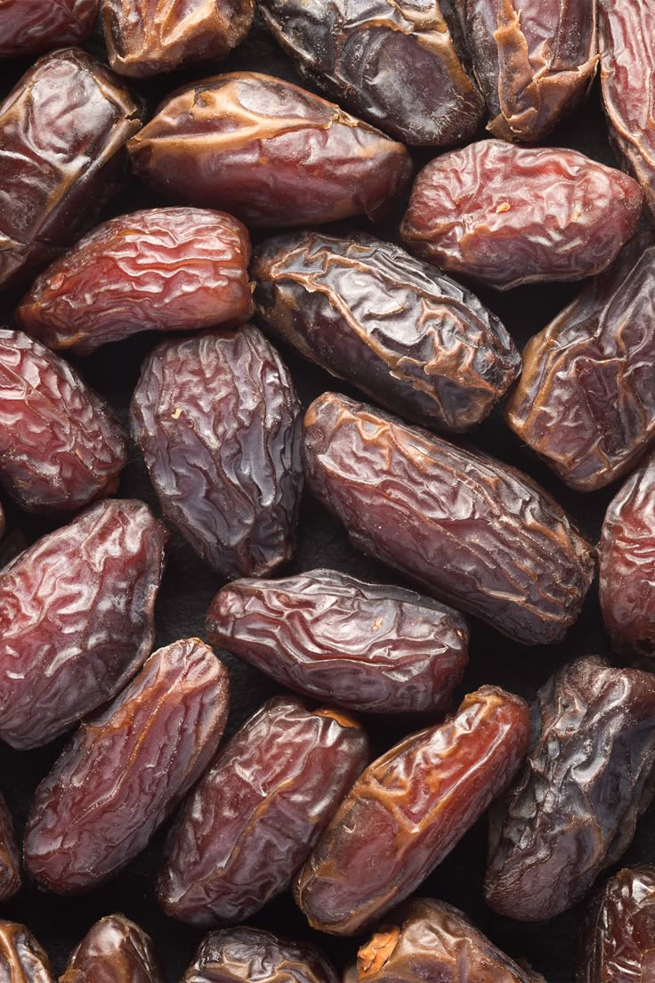 Une image de dattes Medjool de qualité supérieure